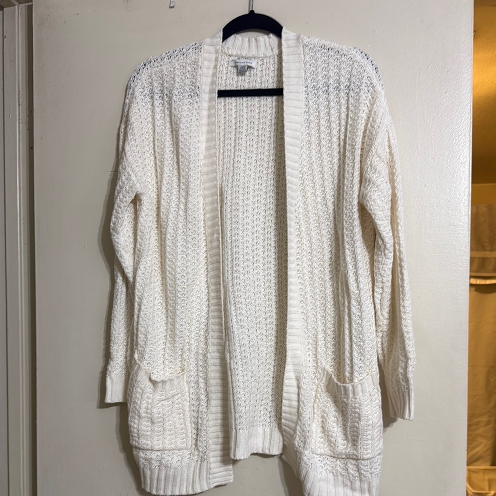 American Eagle Outfitters White Knit Cardigan